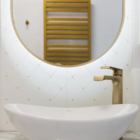 Daire Flora Design Old Town- Free Parking